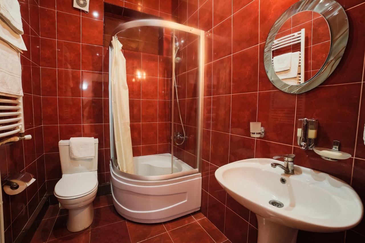 Neli & Zaal Guest House Телави Екстериор снимка